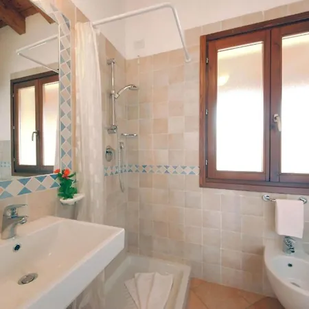 Holiday home With Shared Pool, Aglientu Vignola Mare